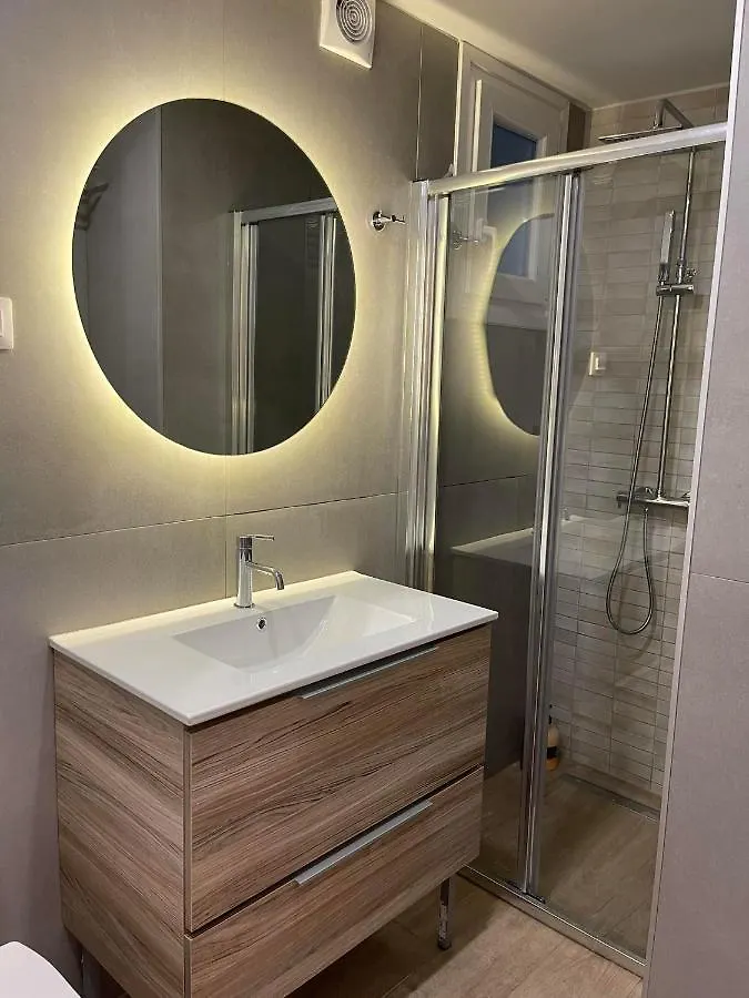 Andrea'S Luxury Apartments In Nea Fokaia Greece