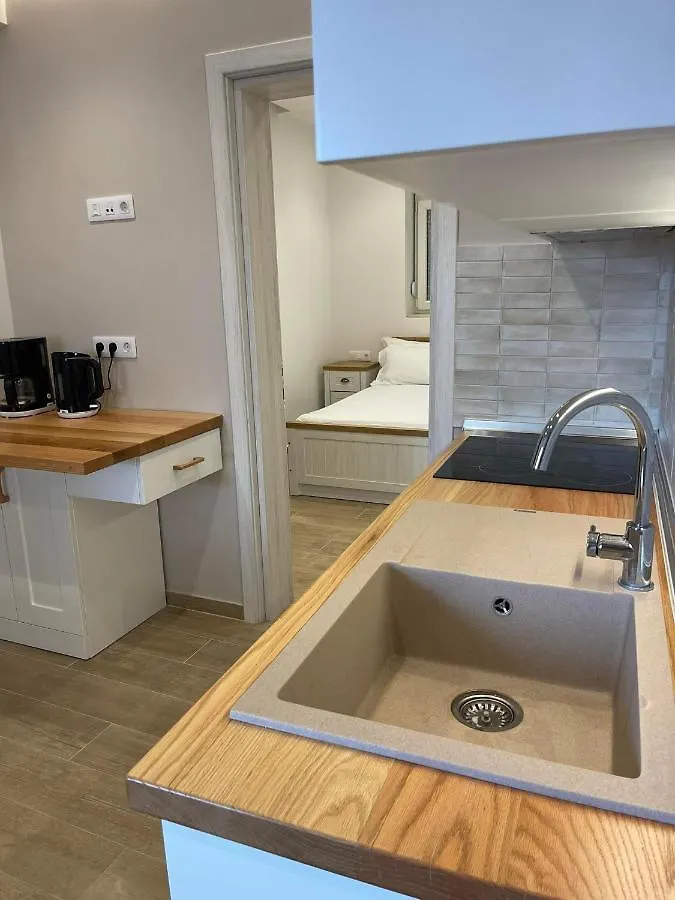 Andrea'S Luxury Apartments In Nea Fokaia