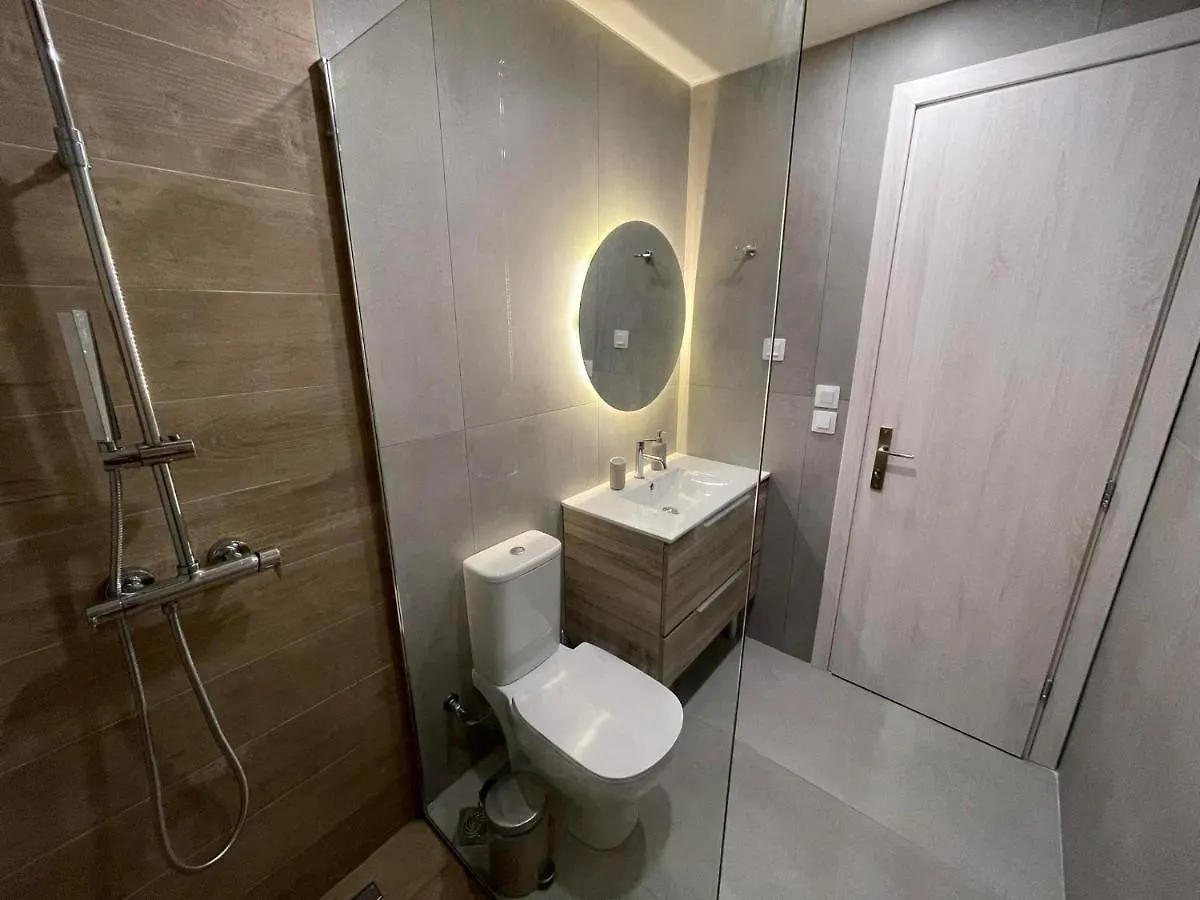 Andrea'S Luxury Apartments In Nea Fokaia