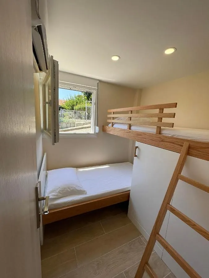 Andrea'S Luxury Apartments In Nea Fokaia Greece