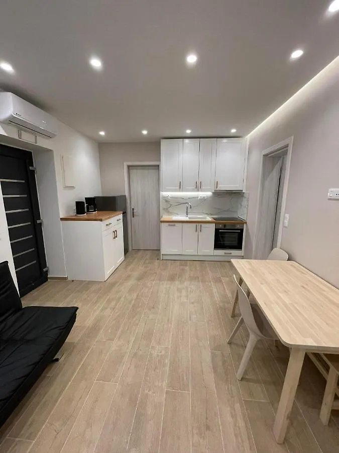 Andrea'S Luxury Apartments In Nea Fokaia